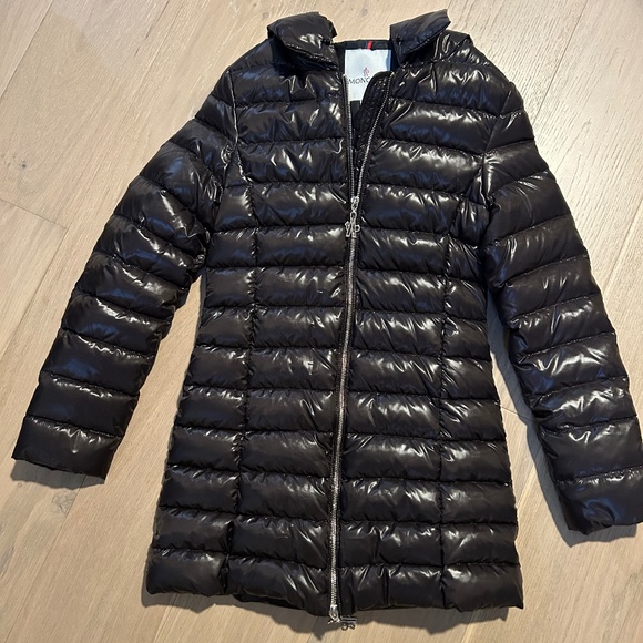Moncler Brown Down Hooded Puffer Jacket Size XS Designer ~ Luxury ~ Cozy! - Picture 1 of 10